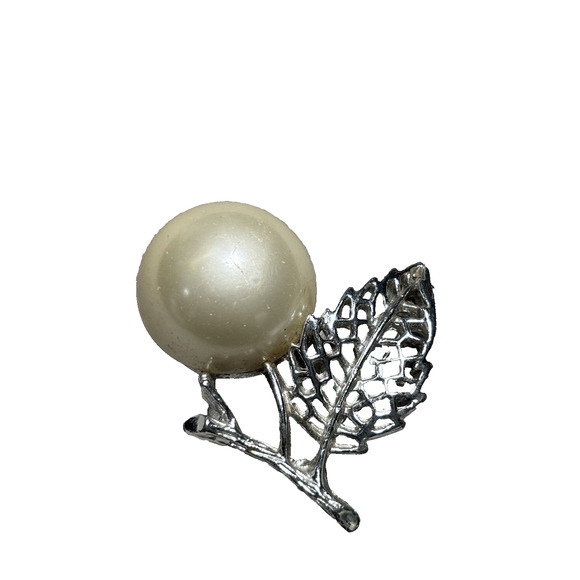 Vintage Sarah Coventry Large Faux Pearl Silver- Tone Domed Pin Brooch - Picture 12 of 12